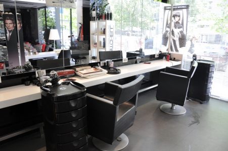 Салон за красота | She’s Hair Salon